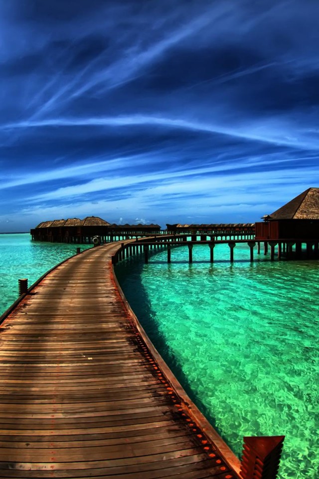 Clear Water Huts HD Desktop and Mobile Wallpapers iPhone 4 / 4S / iPod - HD  Wallpaper 