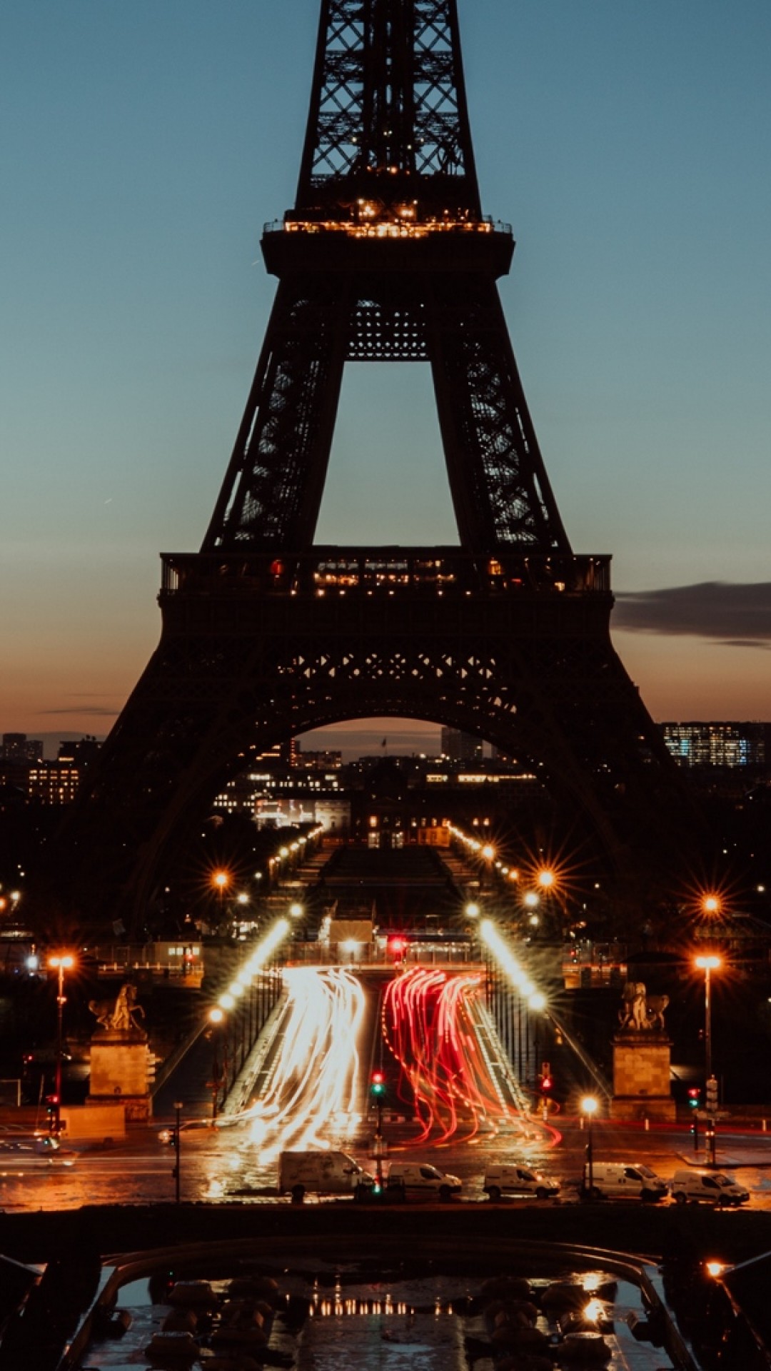 Eiffel Tower at night HD Wallpaper iPhone 6 / 6S Plus - HD Wallpaper -  