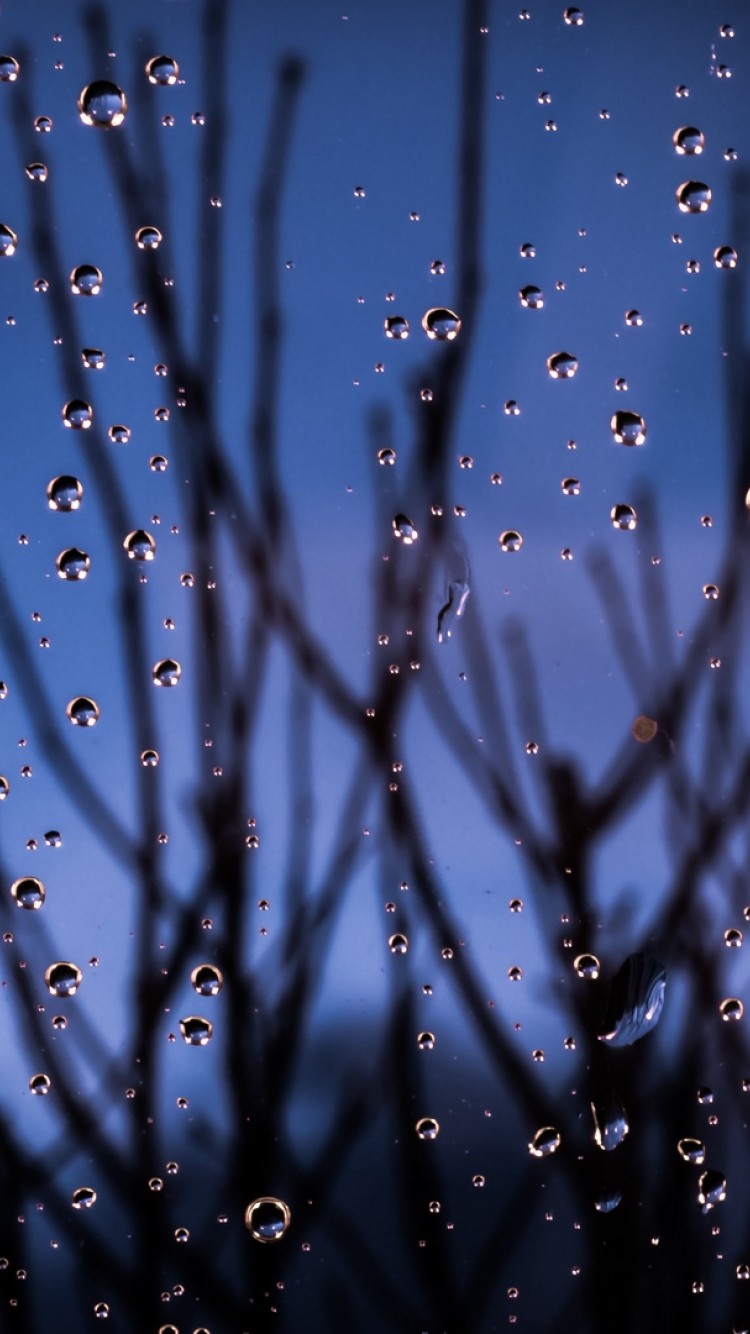 Water drops on a glass HD Wallpaper iPhone 6 / 6S - HD Wallpaper -  