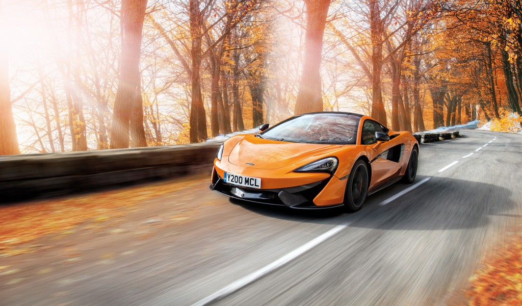 Download McLaren Cars Full HD Wallpaper for Desktop and Mobiles
