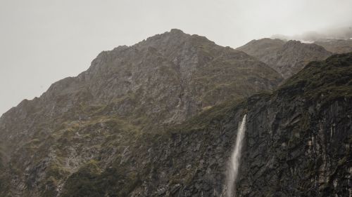 New Zealand's waterfall HD Wallpaper