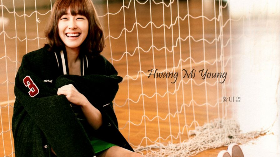 Tiffany Young HD Wallpaper