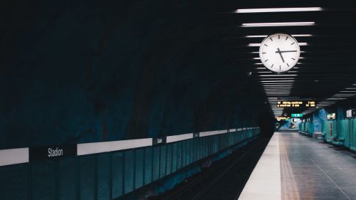 Underground railway station HD Wallpaper