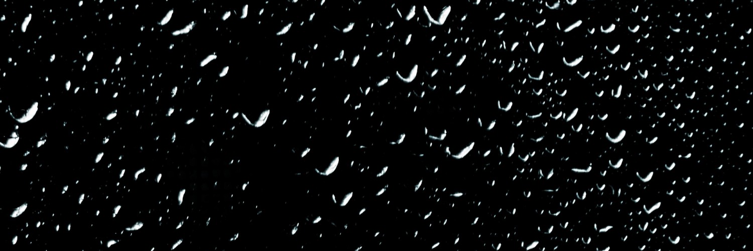 White drops in black surface HD Wallpaper