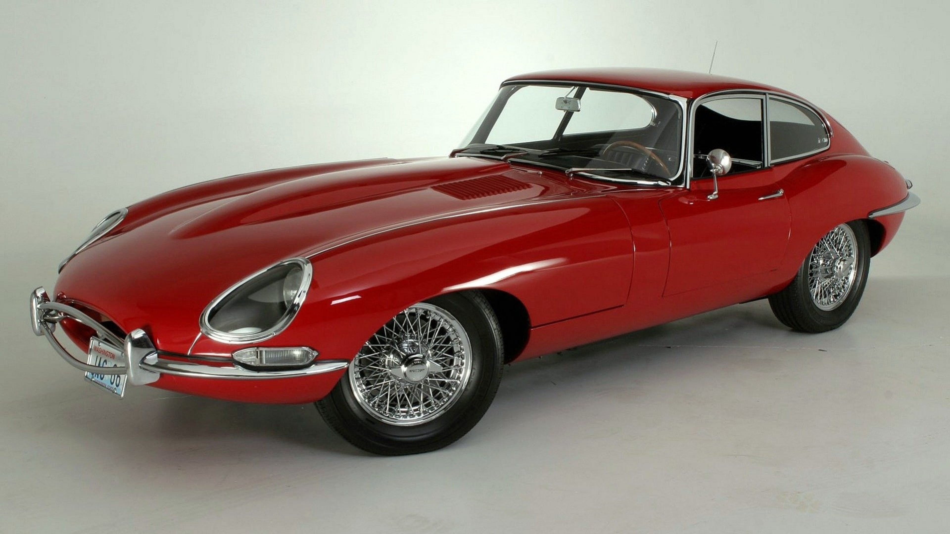Автомобилей старше 5 лет. Jaguar e-Type 1961. Ягуар e Type 1961. Jaguar e-Type Coupe 1961. Jaguar XK-E, 1966.