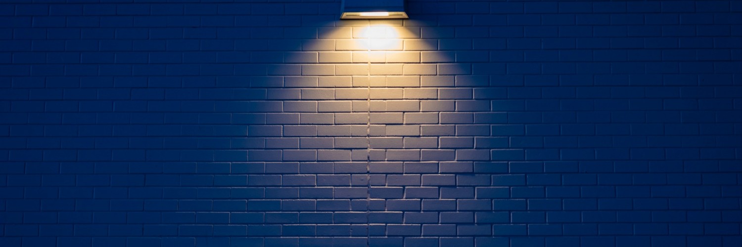 Lamp at the wall HD Wallpaper Instagram Cover Photo - HD Wallpaper -  