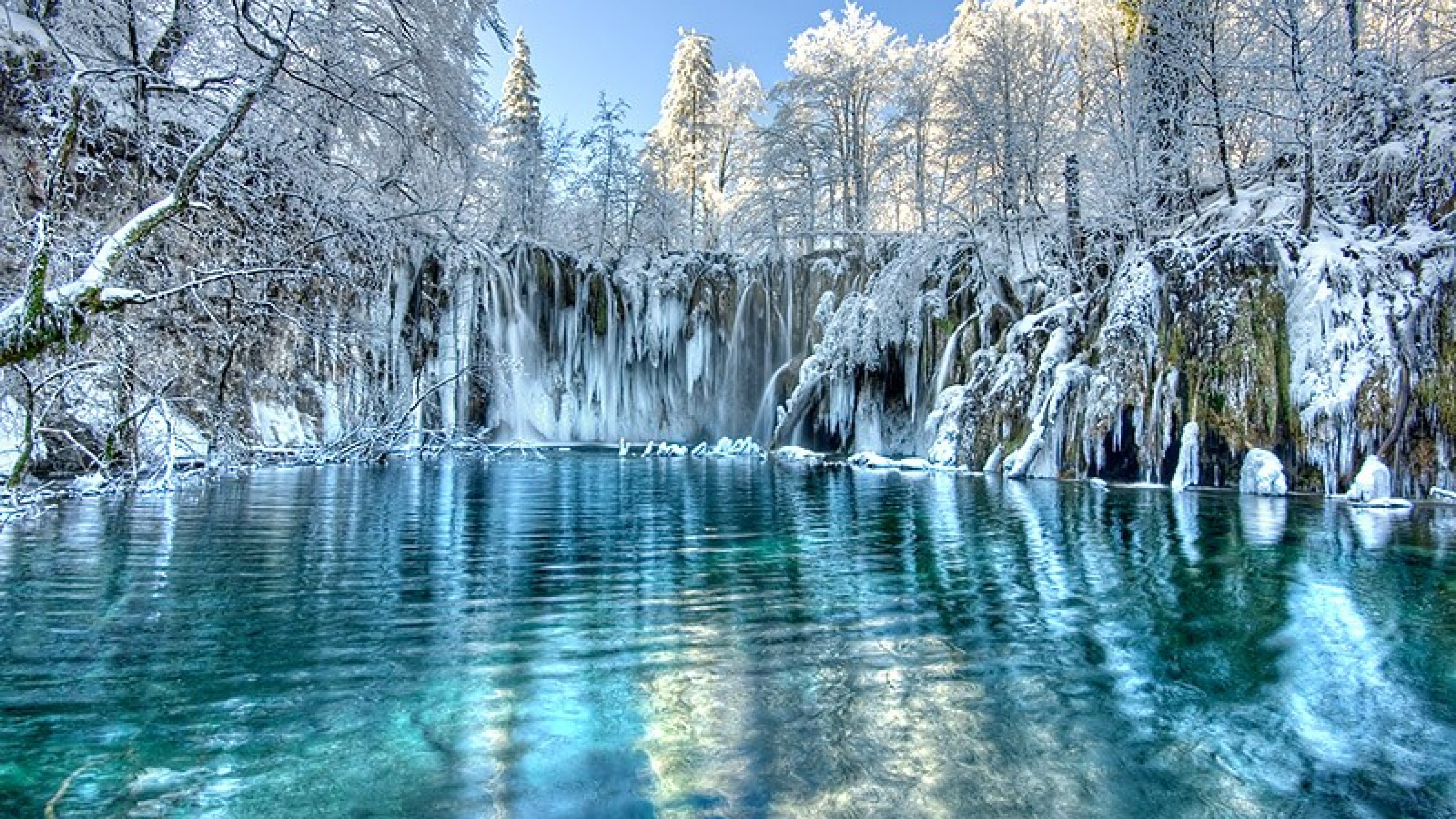 Красивое видео воды. Плитвицкие озёра Хорватия. Национальный парк Плитвицкие озера Хорватия. Водопады Хорватии Плитвицкие озера зимой. 4. Плитвицкие озера (Хорватия, Европа).
