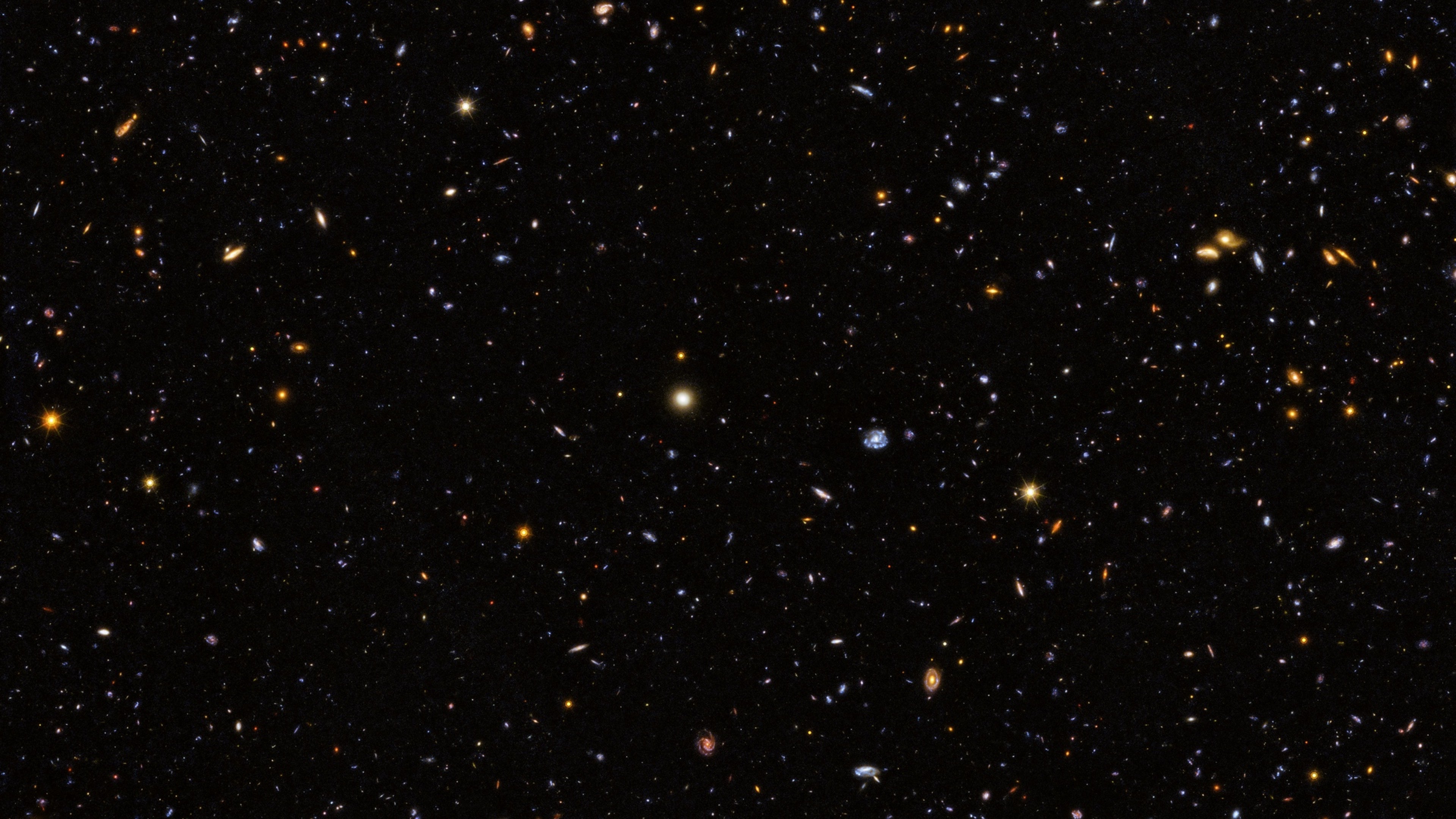 Звездное небо в телескоп. Хаббл дип Филд. Хаббловское сверхглубокое поле. Скопление галактик cl0024+1654. Космос.