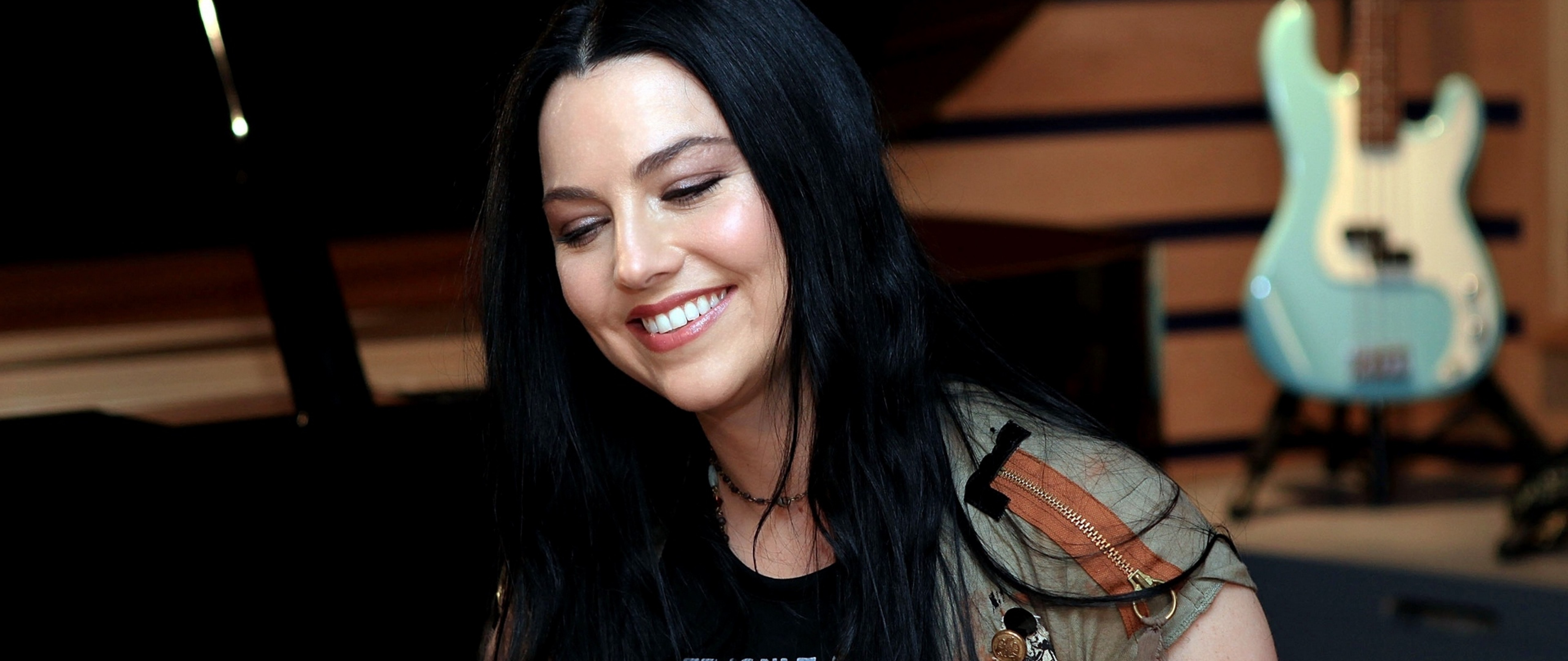 Amy Lee Evanescence HD Wallpaper