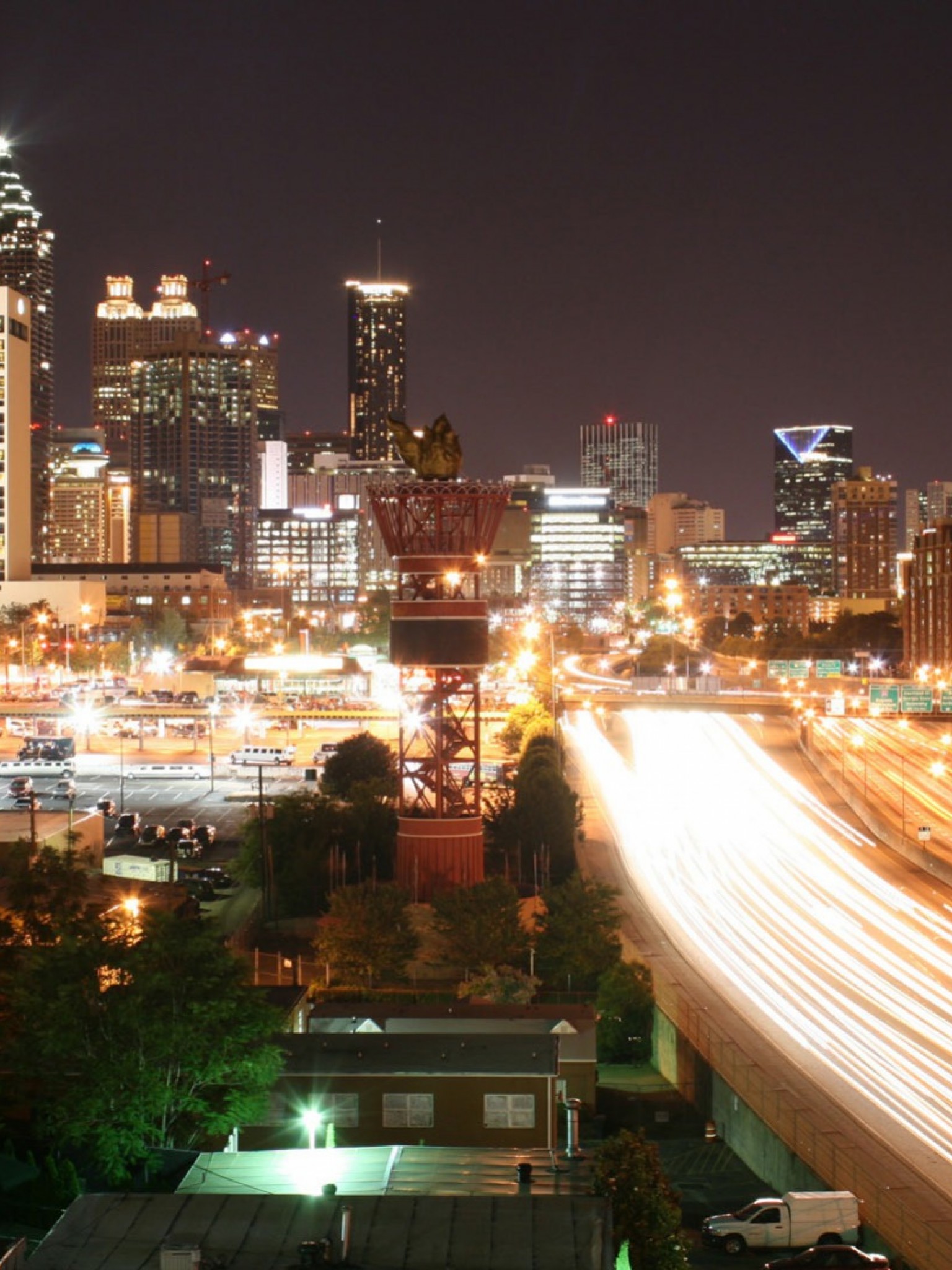 Атланта свет. Атланта город ночью. Ночная Атланта США. Ночной город в Штатах. Атланта 1920.