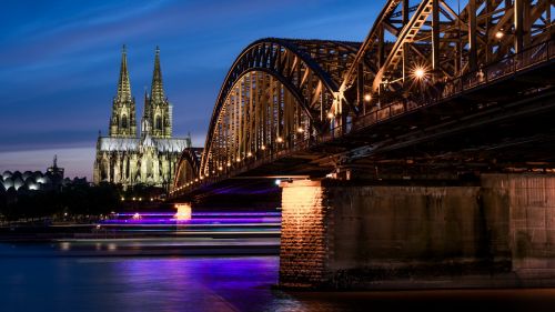 Cologne at night HD Wallpaper