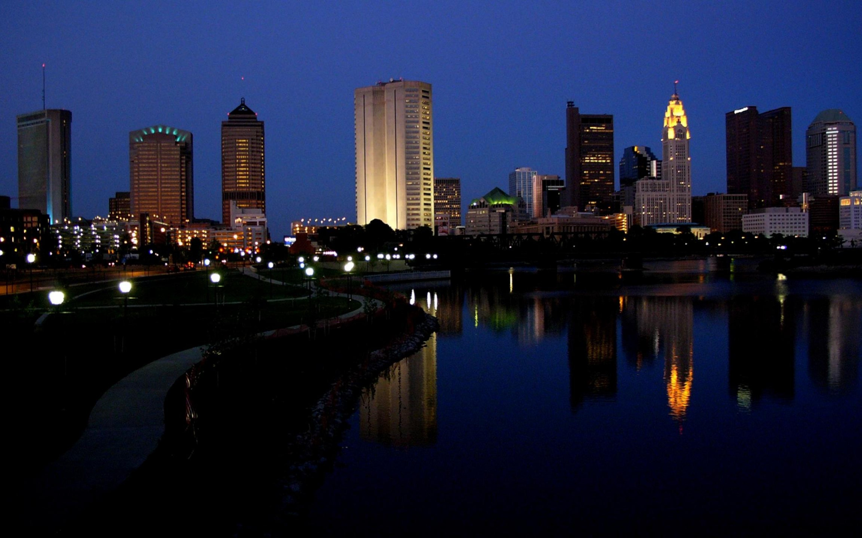 Download Free Columbus Ohio at Night HD Wallpaper