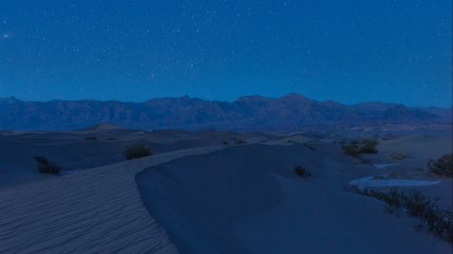 Dunes at the desert HD Wallpaper