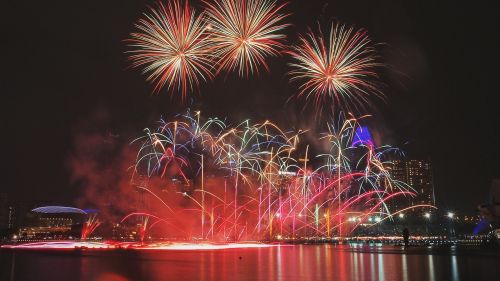 Fireworks over Singapore HD Wallpaper