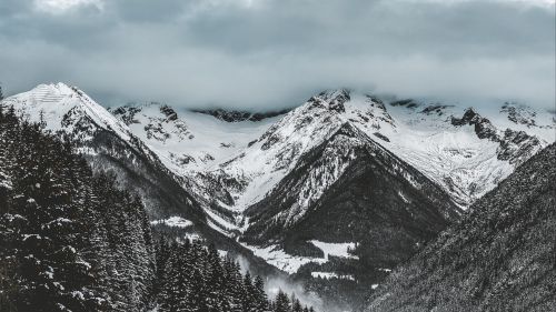 Frozen mountains HD Wallpaper