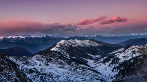 Italian mountains full of snow HD Wallpaper