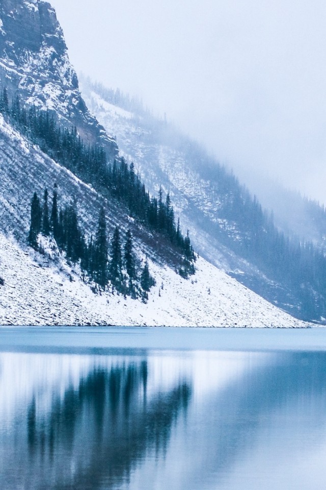 Lake of Canada HD Wallpaper