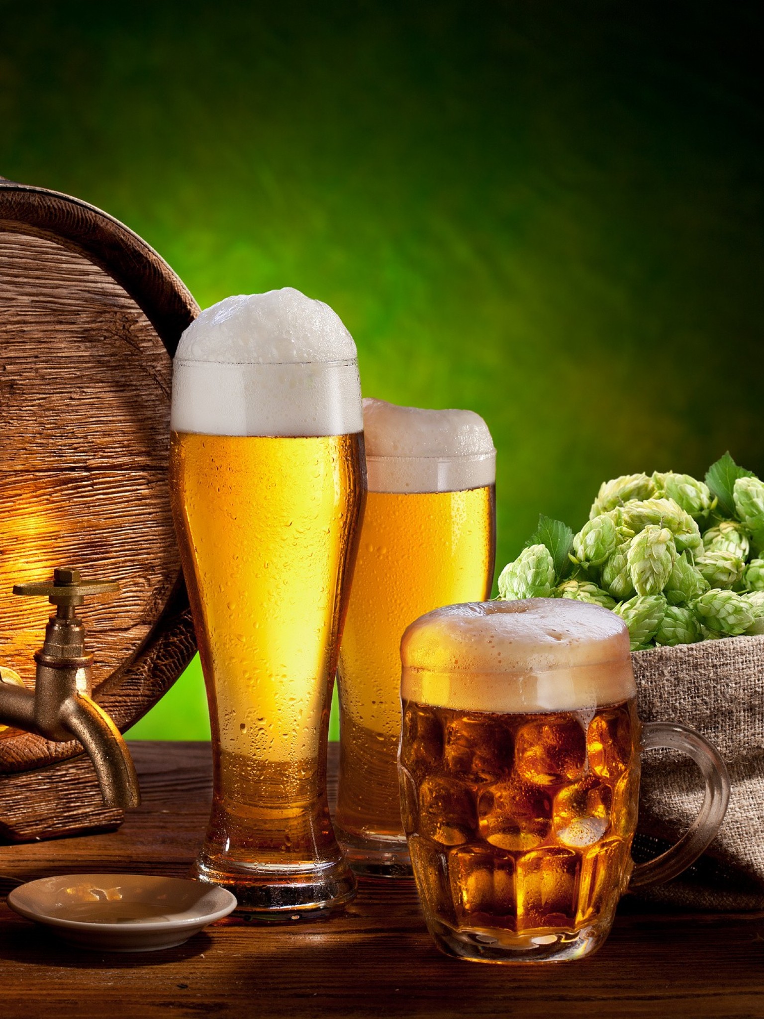 Pilsner Weizen Beer Drinking Glasses HD Wallpaper