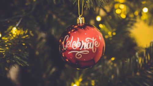 Red Celebrate Print Baubles Hang on Christmas Tree HD Wallpaper