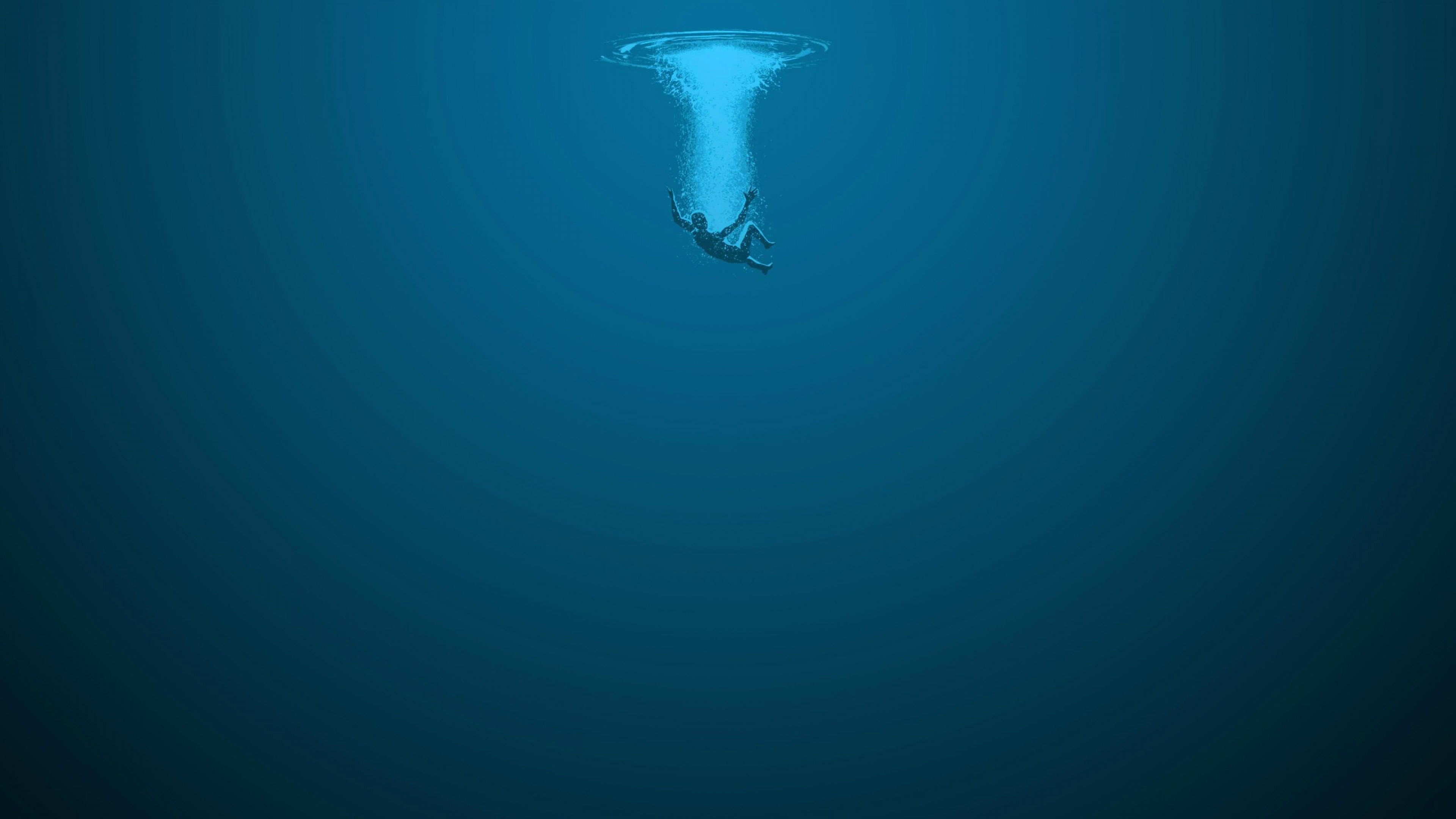 Вода падает в океане